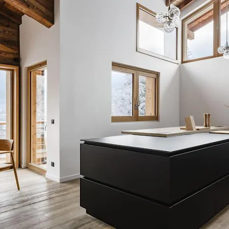 7 Summits - 230m2 Salon Cathedrale Vues Cheminee شاليه
